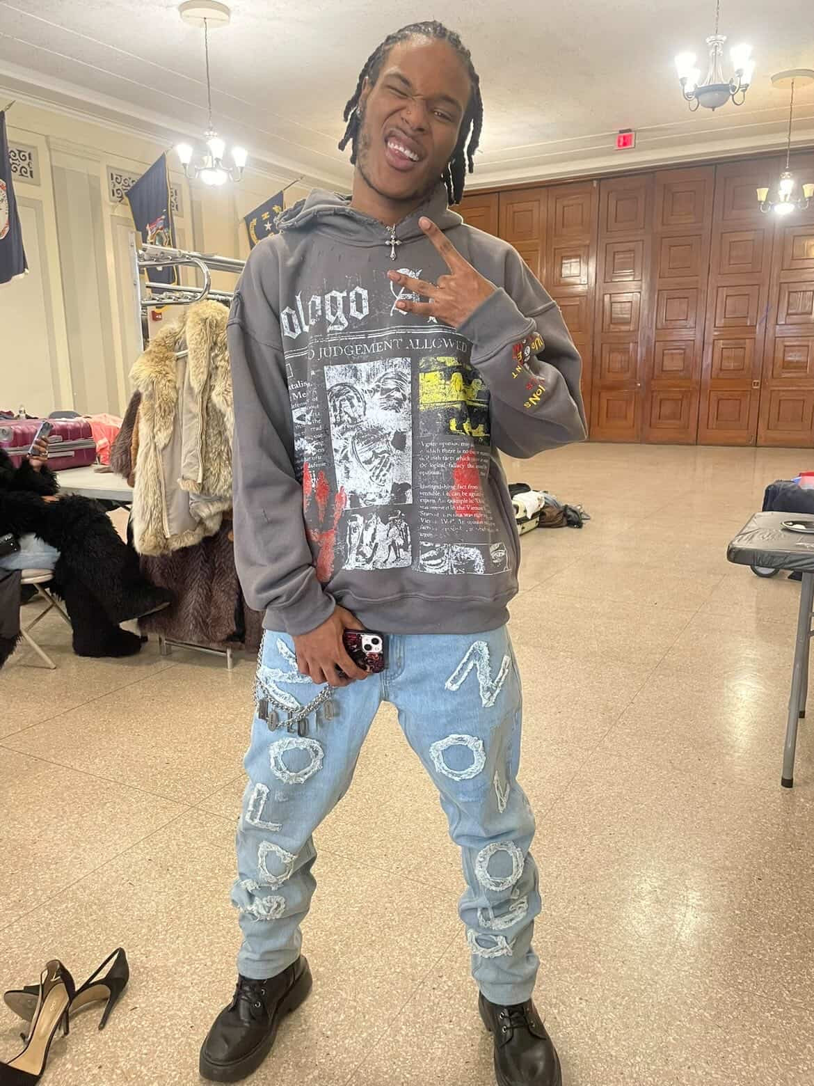 NoLoGo is the news hoodie