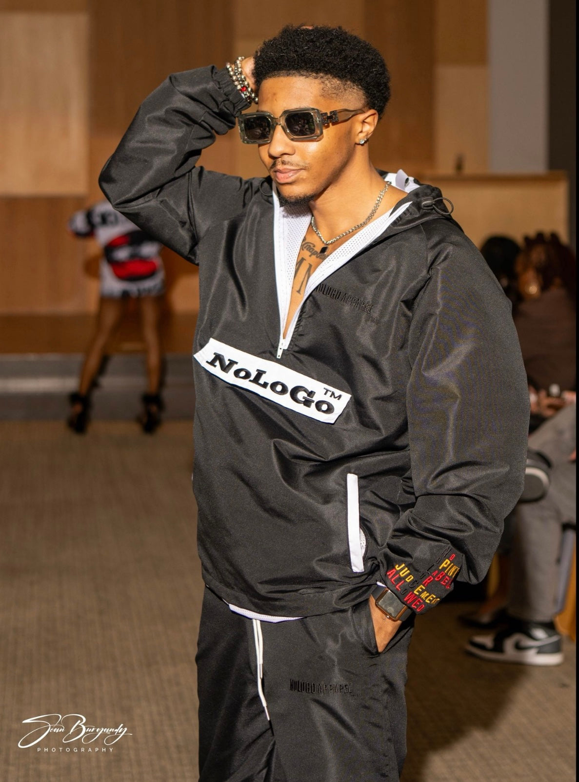 NoLoGo Black & White windbreaker set