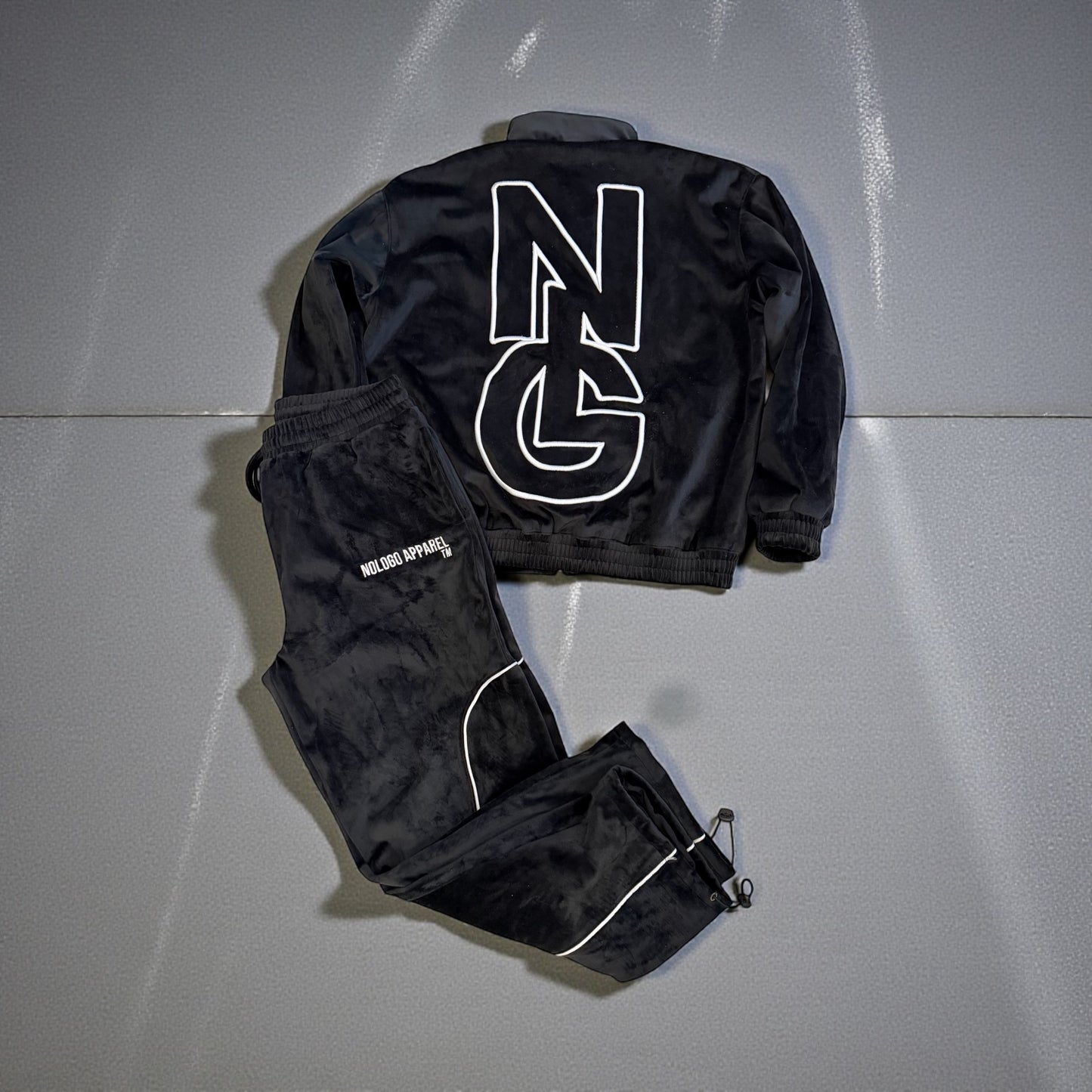 NoLoGo men’s velour jacket