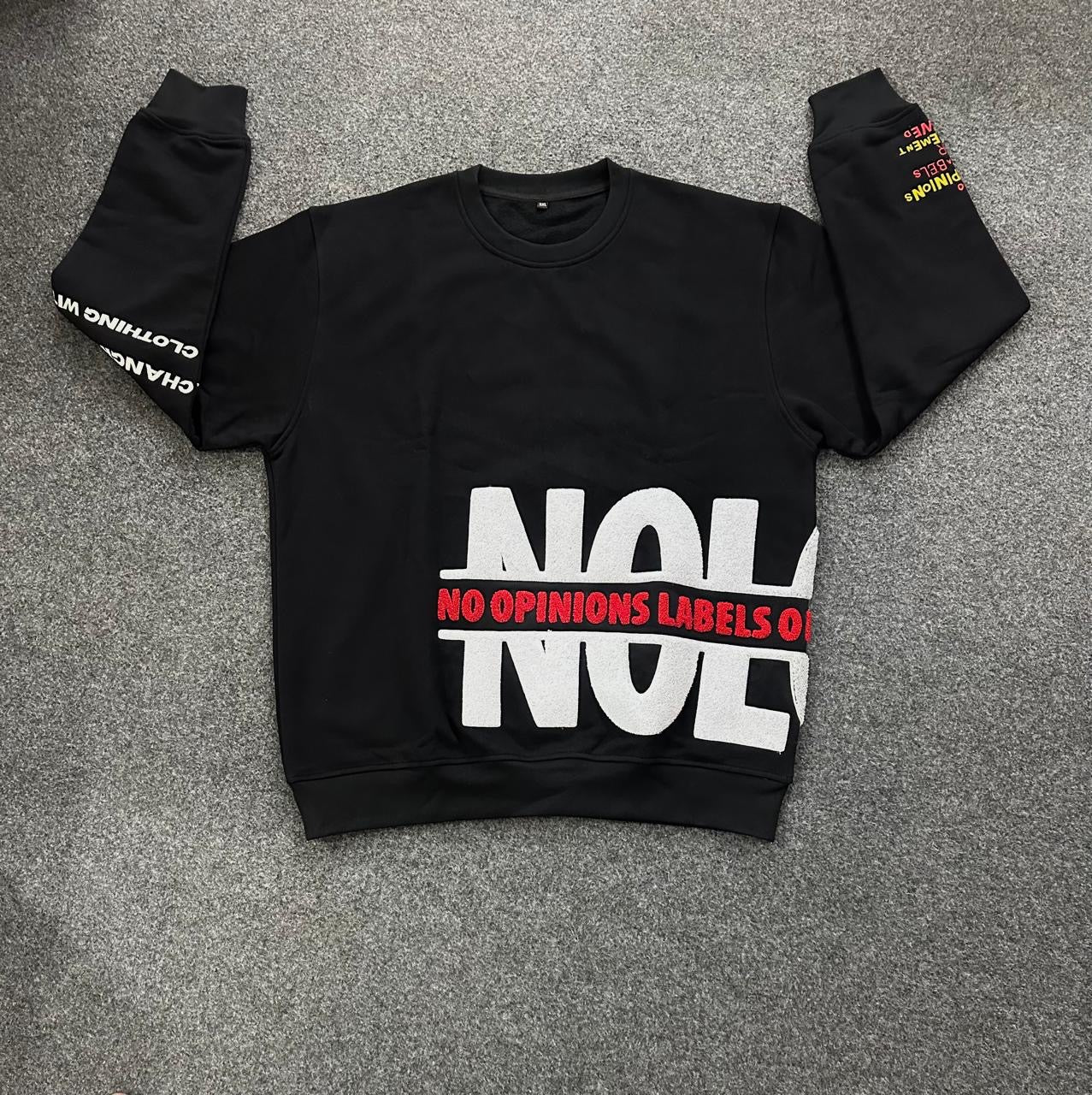 NoLoGo crew necks sweatshirt